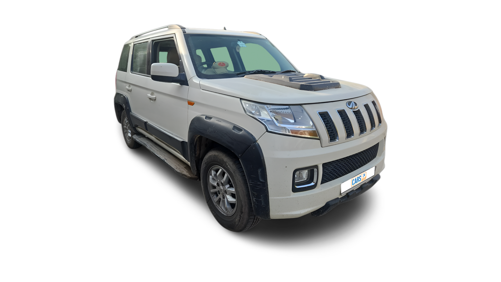 Mahindra TUV300-img